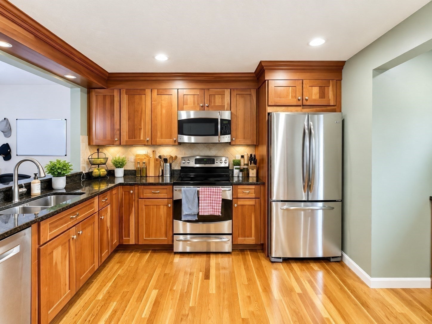 1002 Pleasant St #10, Weymouth, MA, 1002 Pleasant St #10, Weymouth, MA Photo #3