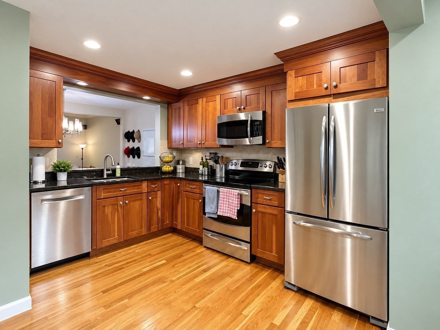 1002 Pleasant St #10, Weymouth, MA, 1002 Pleasant St #10, Weymouth, MA Photo #5