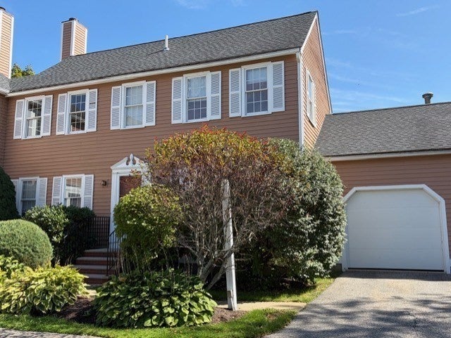 163 Whittier Meadows Drive #163, Amesbury, MA Photo #3