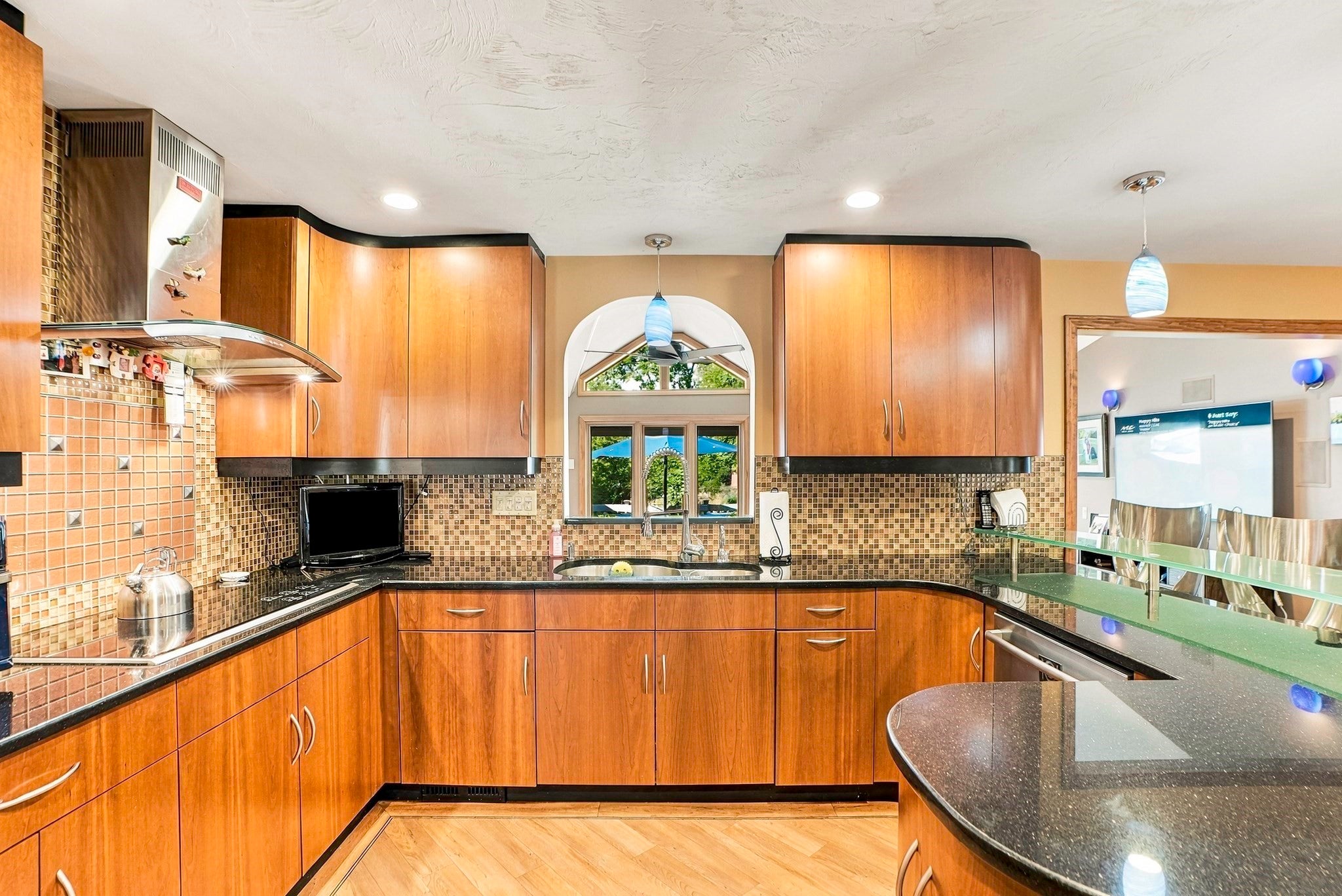 8 Hearthridge Dr, Canton, MA, 8 Hearthridge Dr, Canton, MA Photo #12