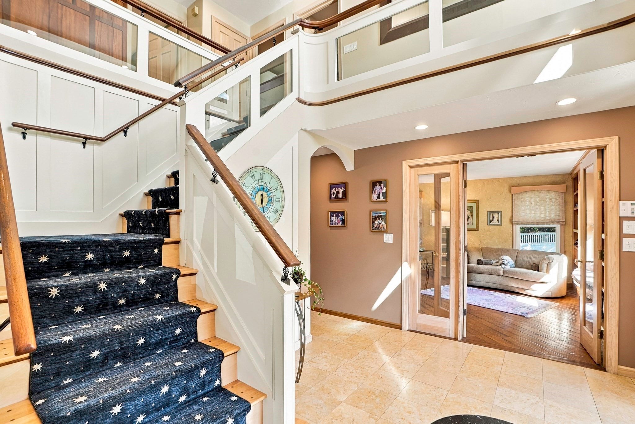 8 Hearthridge Dr