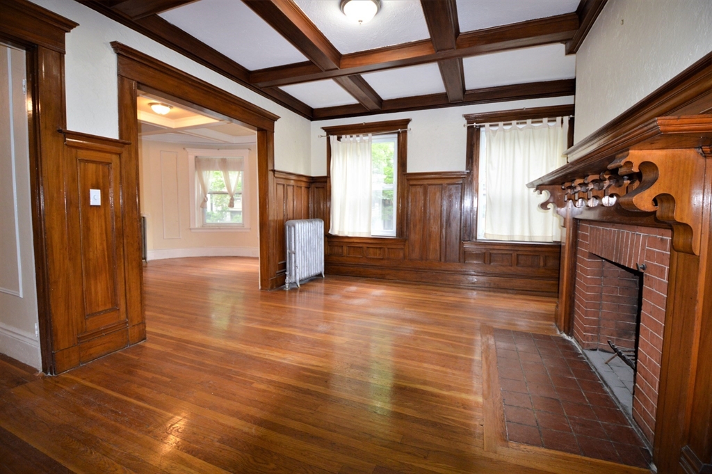 141 Fuller St 1
