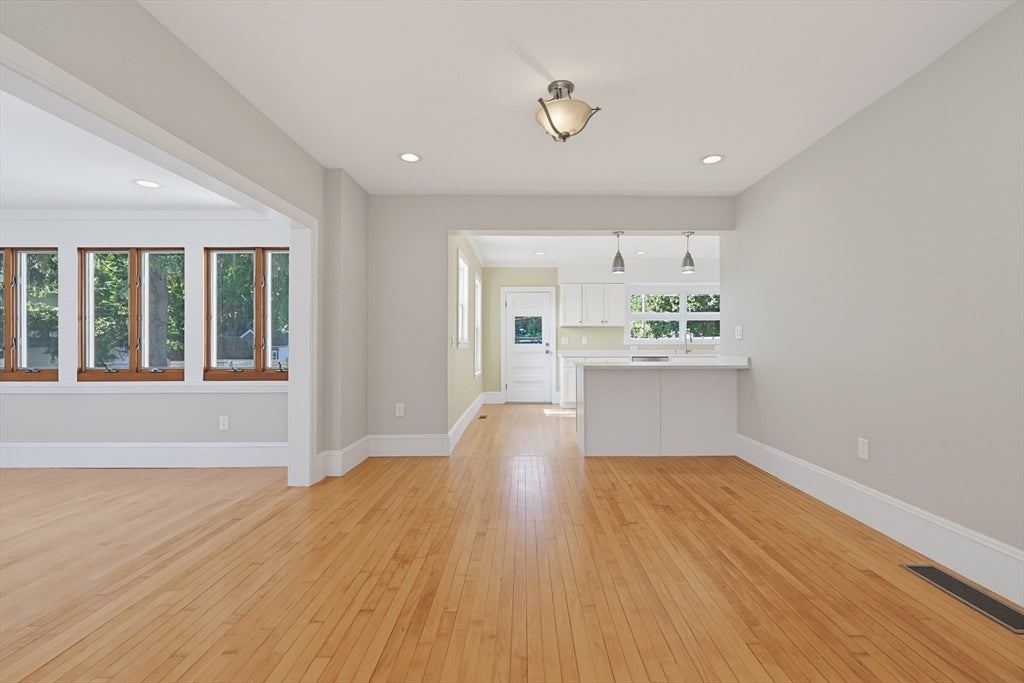 165 Prospect St #165, Wakefield, MA, 165 Prospect St #165, Wakefield, MA Photo #7