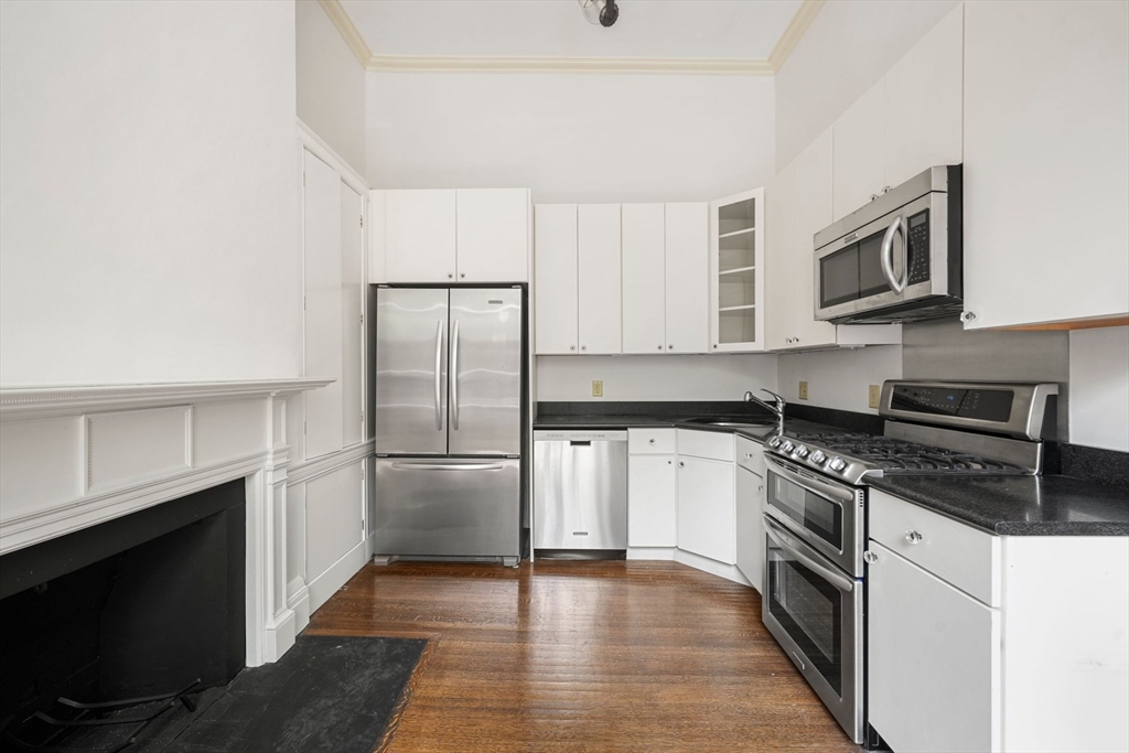 13 Chestnut St #1, Boston, MA, 13 Chestnut St #1, Boston, MA Photo #11