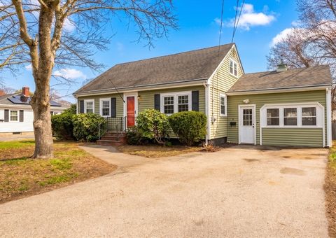 Photo of 41 Crowell St, Haverhill, MA 01830 (MLS # 73502737)