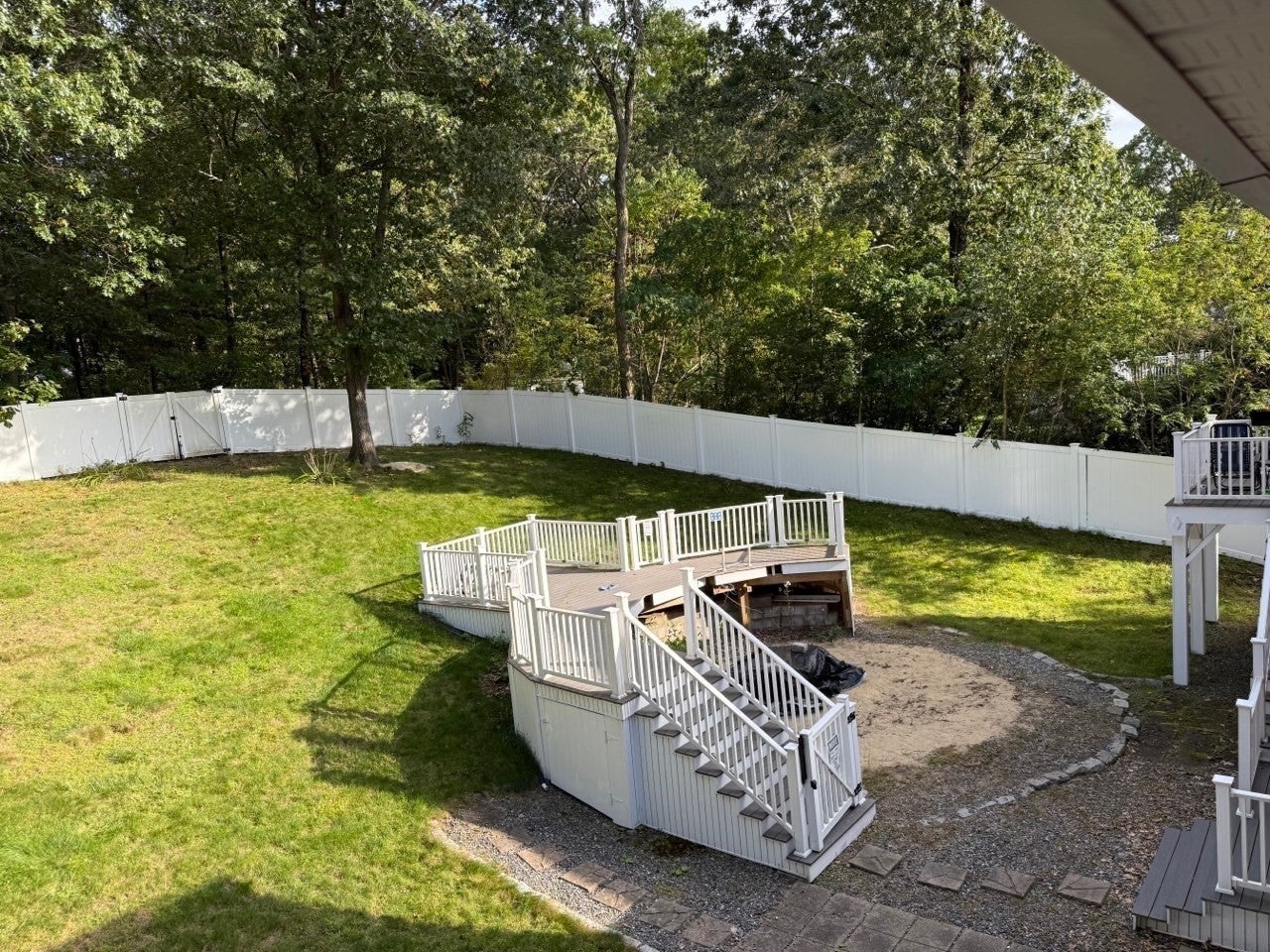 2 Stonehedge Cir, Billerica, MA, 2 Stonehedge Cir, Billerica, MA Photo #17