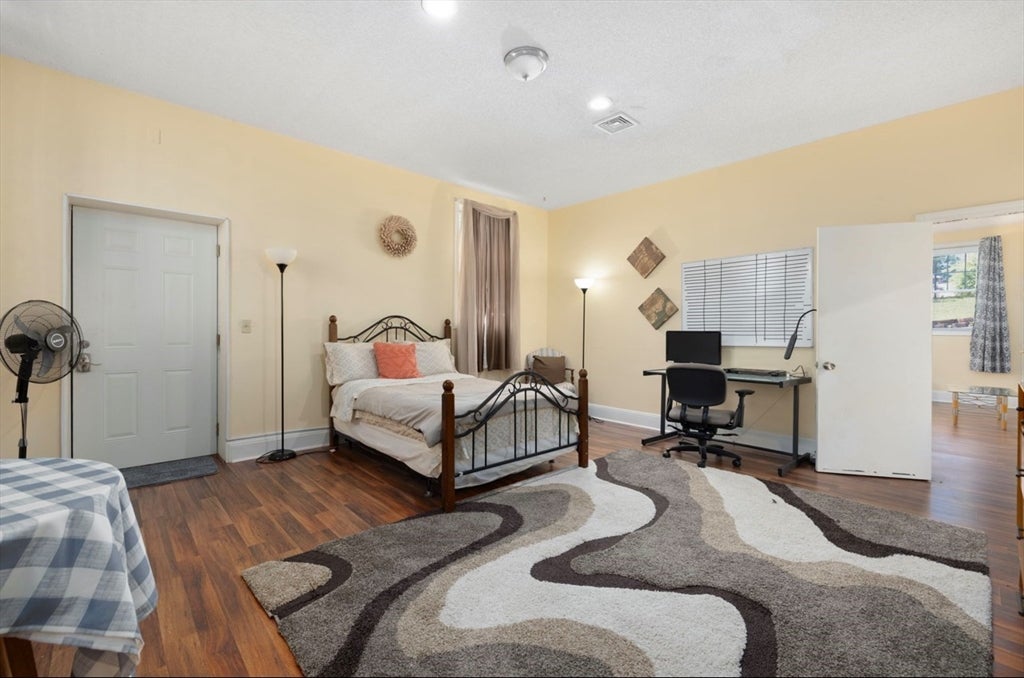 576 Fairmount St, Woonsocket, RI Photo #8