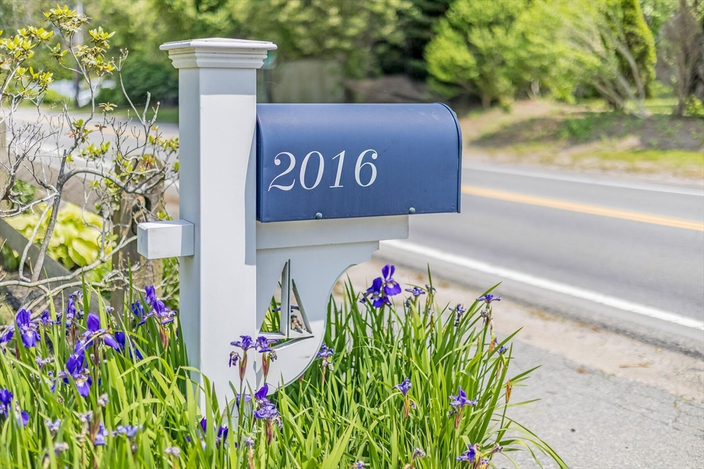 2016 Main St