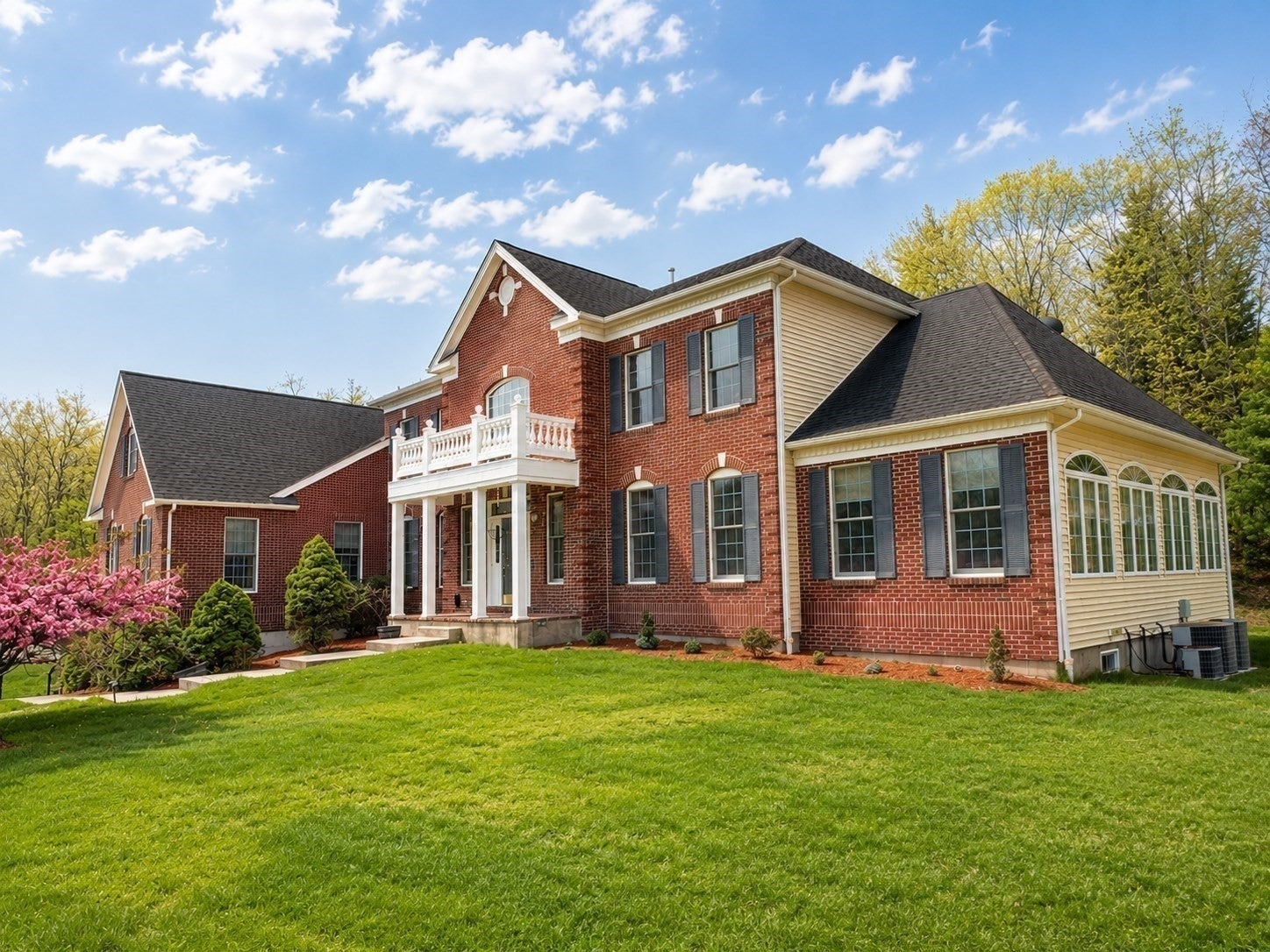 4 Summit Way