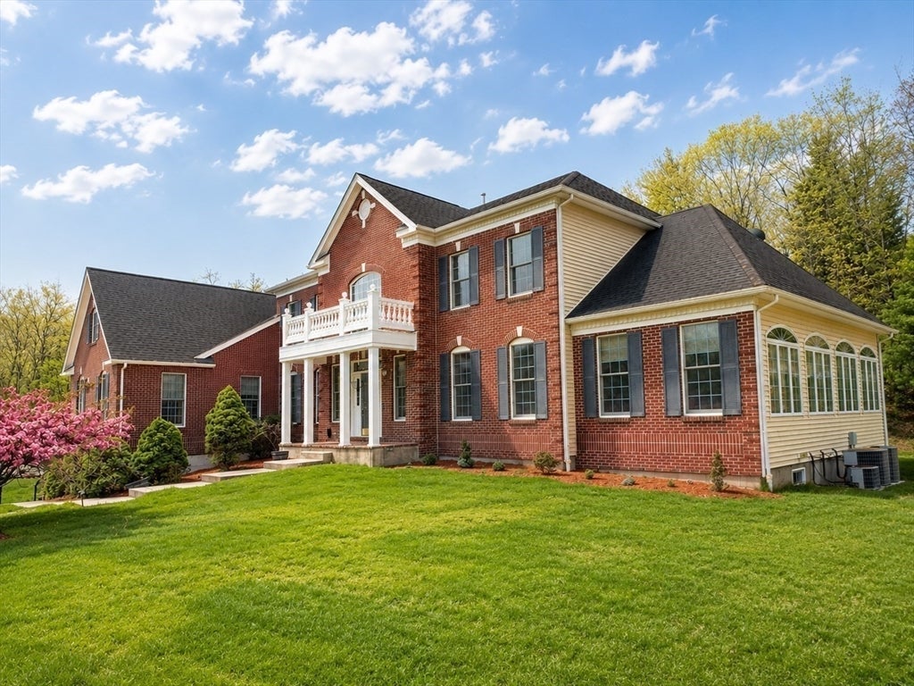 4 Summit Way