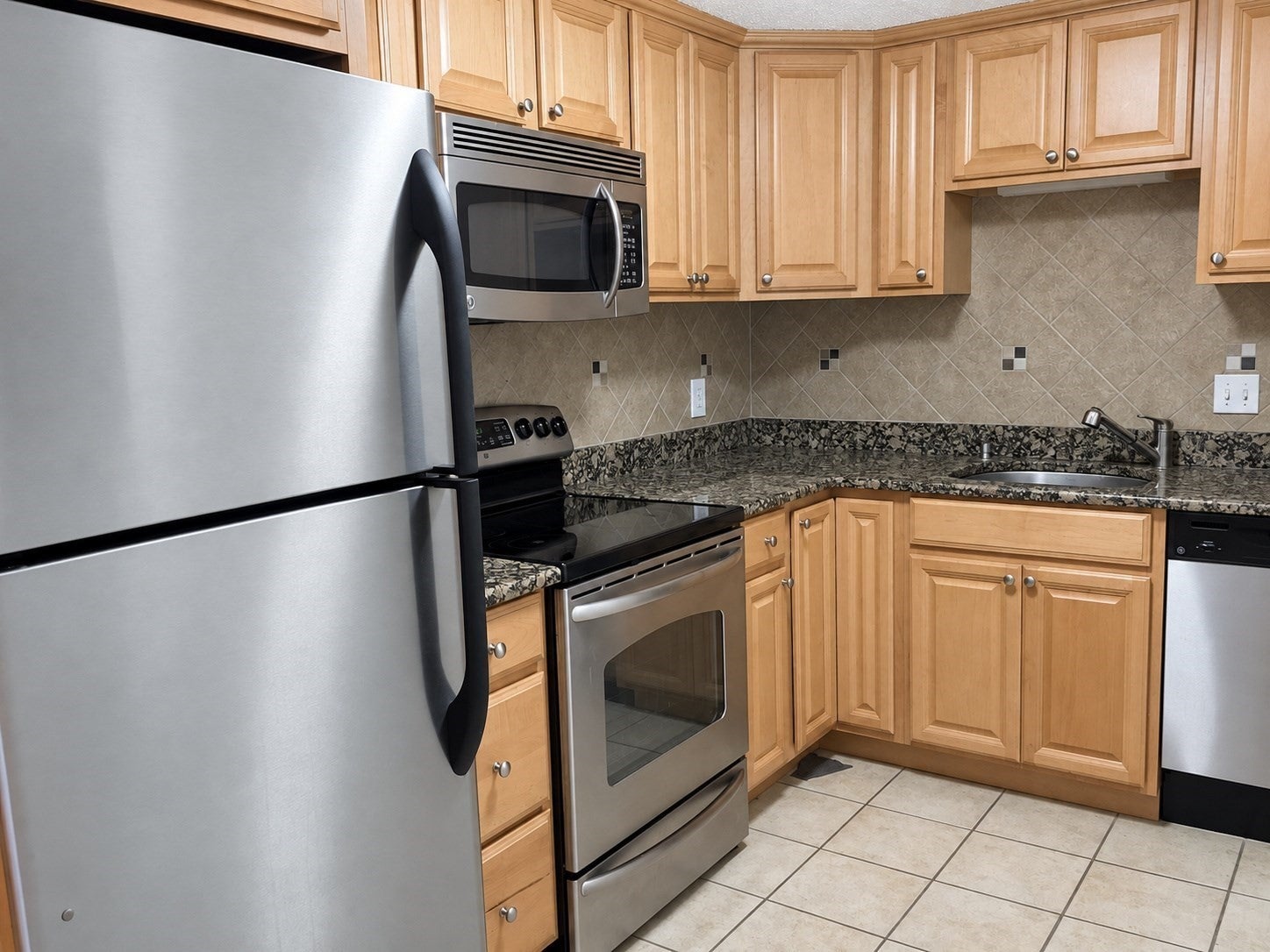 2456-2460 Massachusetts Ave #204, Cambridge, MA Photo #13
