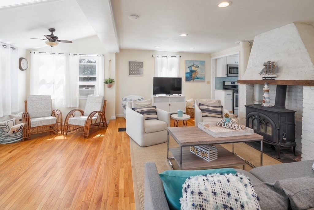 203 Northern Ave 0