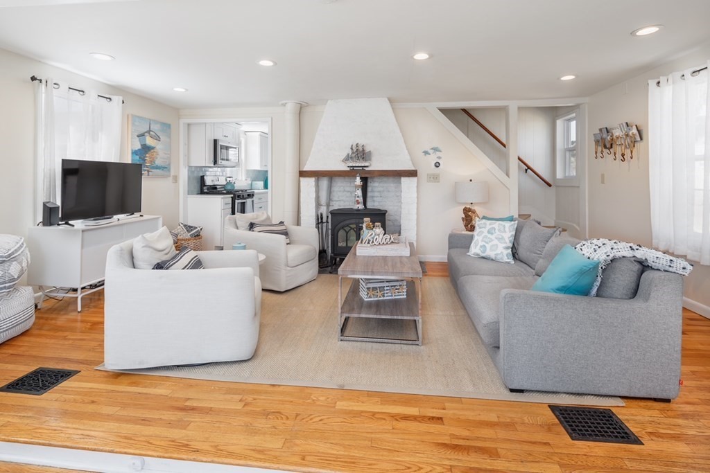 203 Northern Ave 0