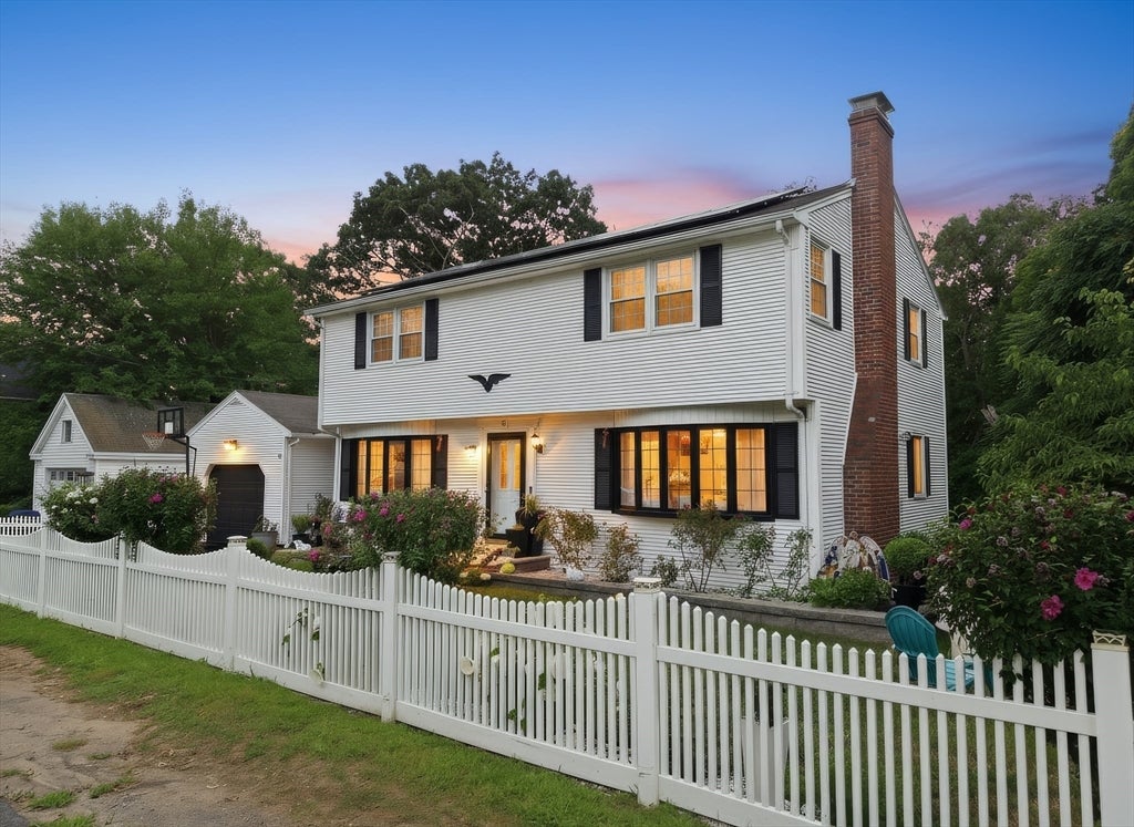 3 Henry Ave.