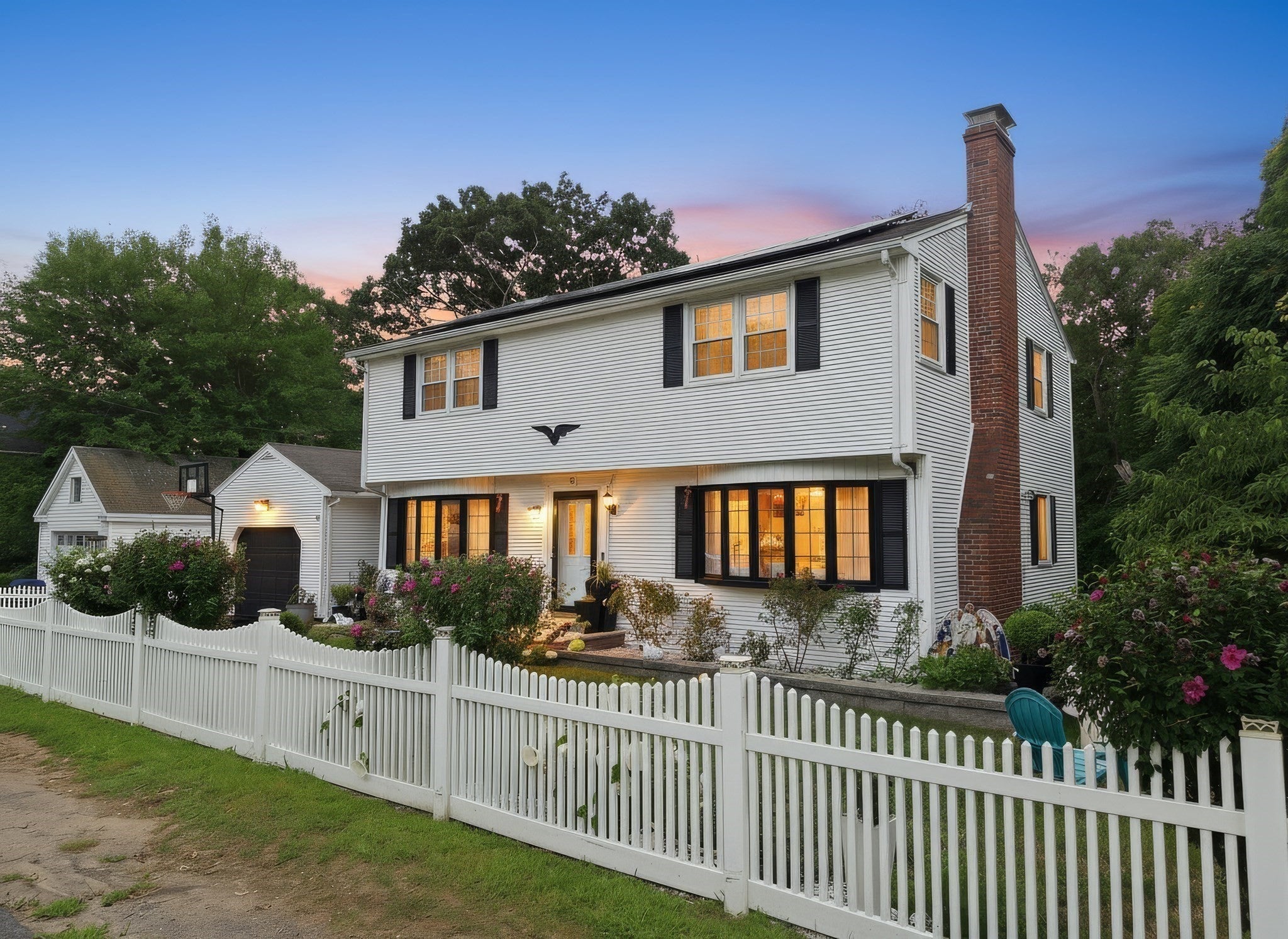 3 Henry Ave.