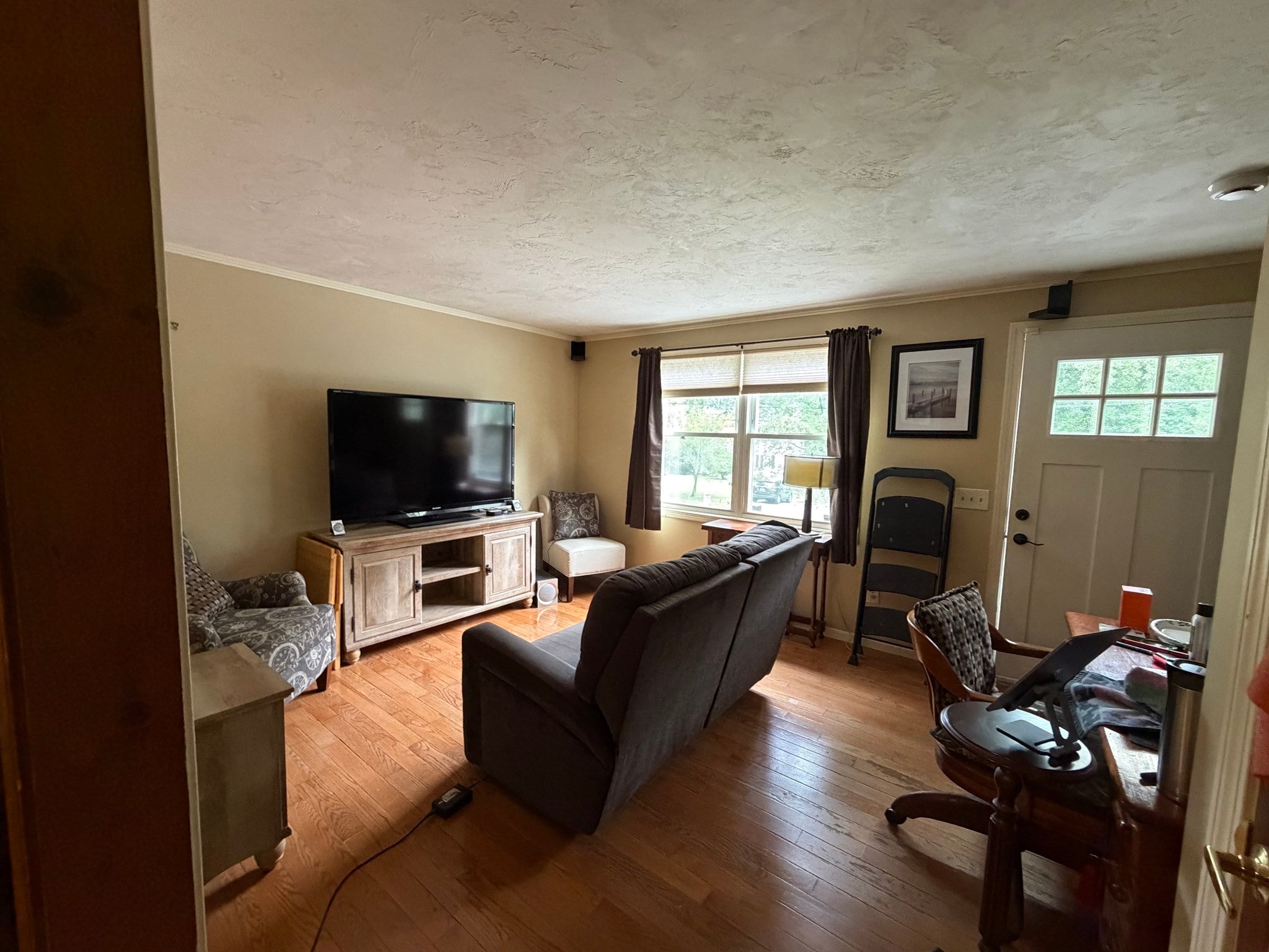 193 Svenson Ave, Worcester, MA Photo #4