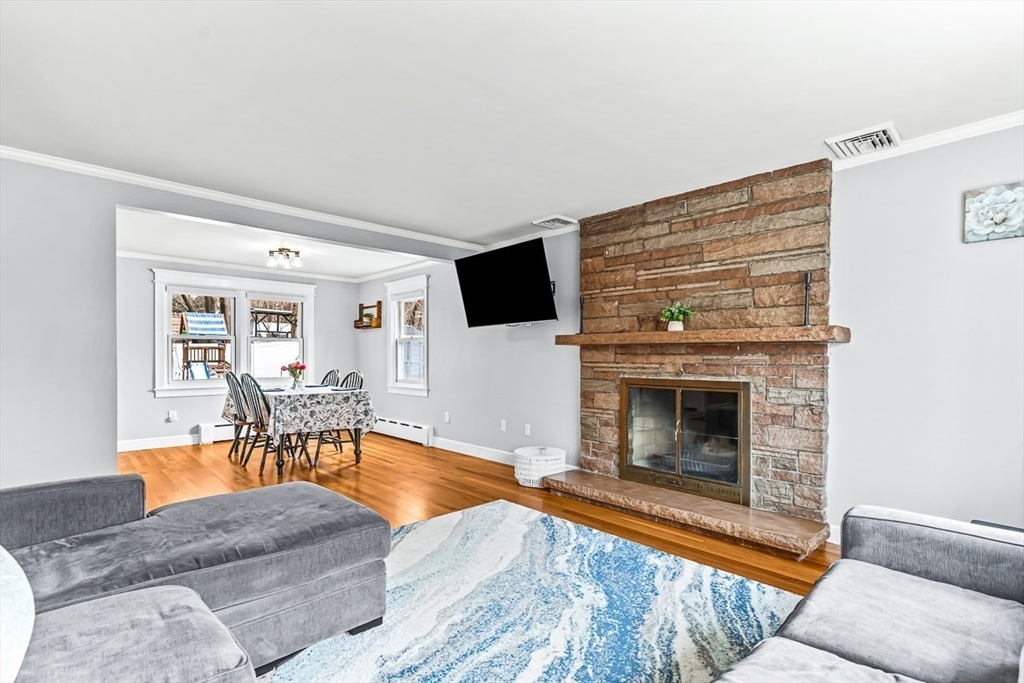 40 Chase Rd
