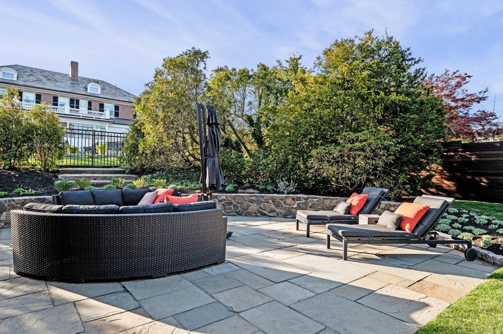 76 Ocean Avenue