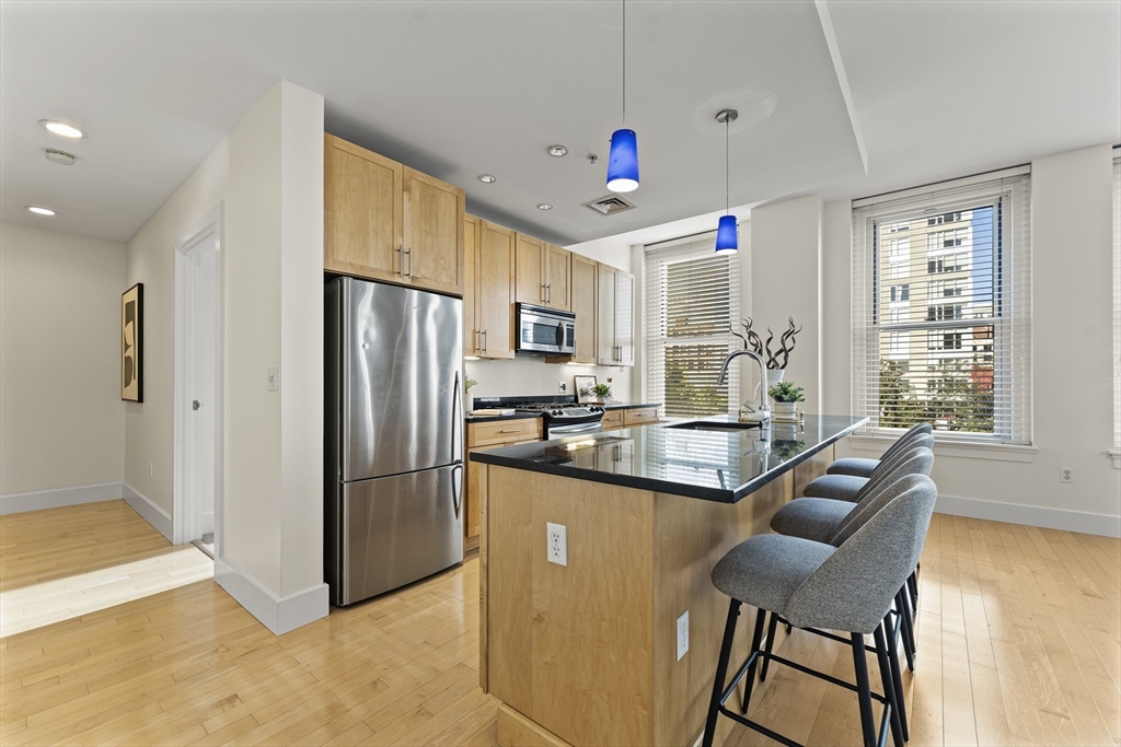 70 Lincoln Street L312