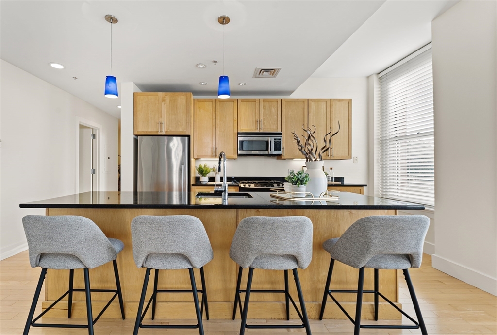 70 Lincoln Street L312