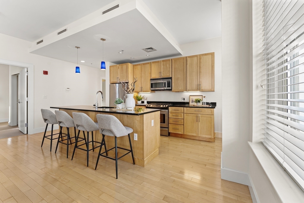 70 Lincoln Street L312