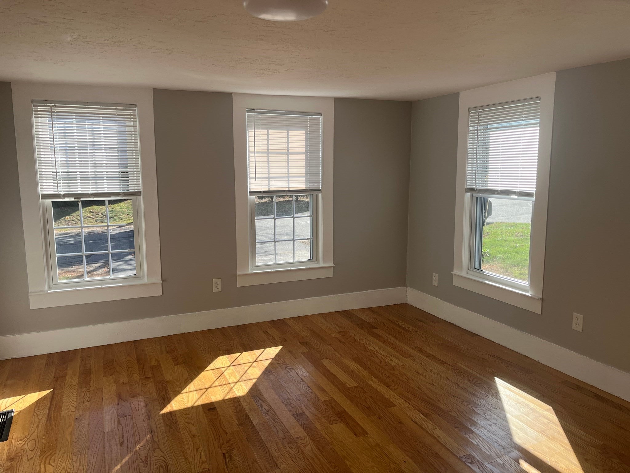 18 Cliff St, Rockland, MA, 18 Cliff St, Rockland, MA Photo #7