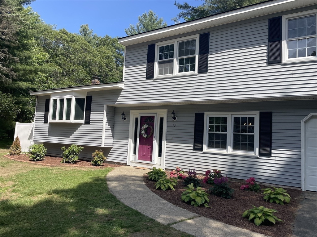 13 Dixon Cir