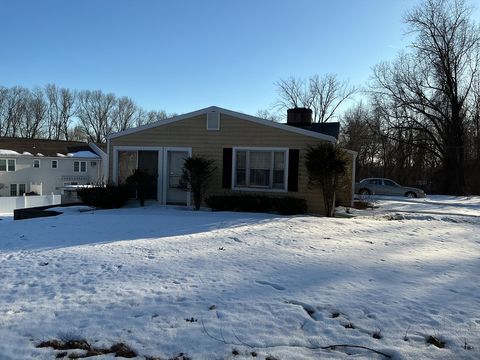 251 Fuller Rd Chicopee MA 01020