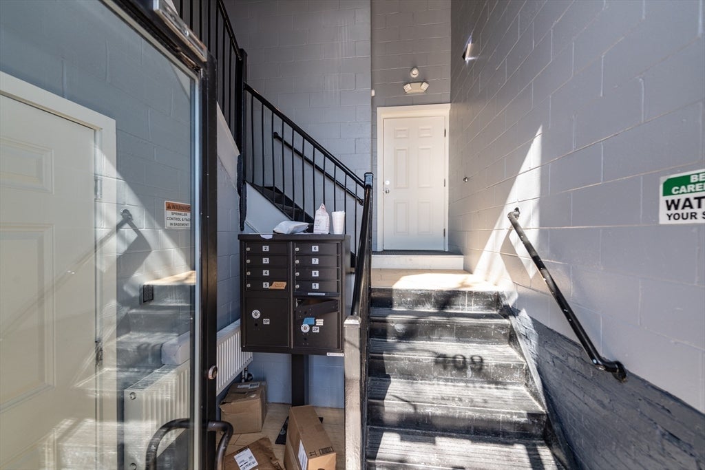 409 Dudley Street