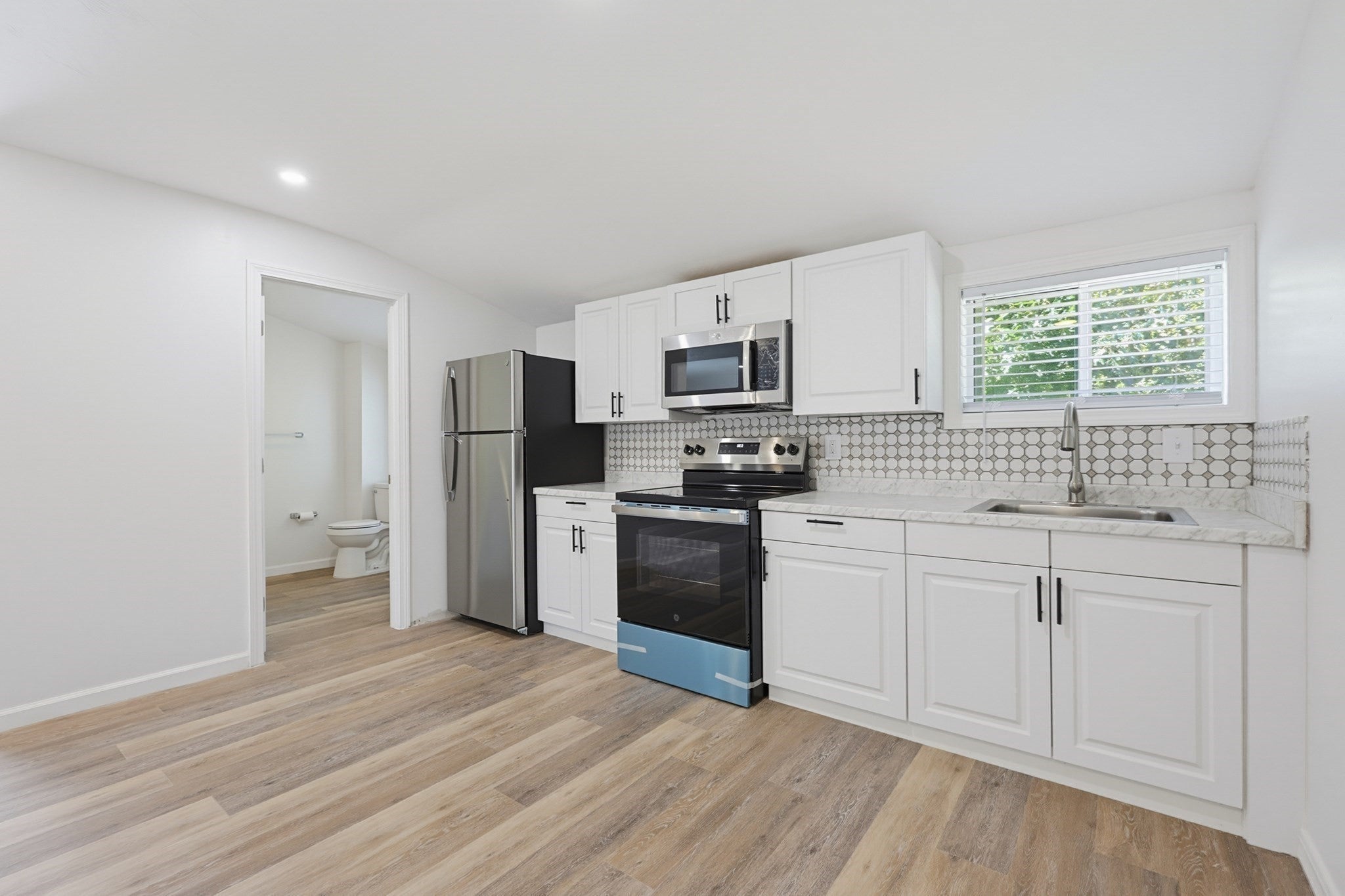 157 W Bacon St #1, Plainville, MA, 157 W Bacon St #1, Plainville, MA Photo #7