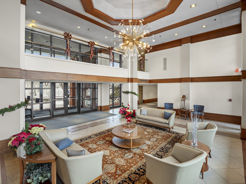 199 Coolidge Ave 313