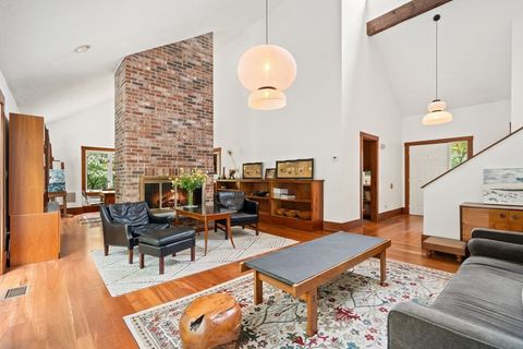 49 Birchwood Lane 49 Lincoln MA 01773