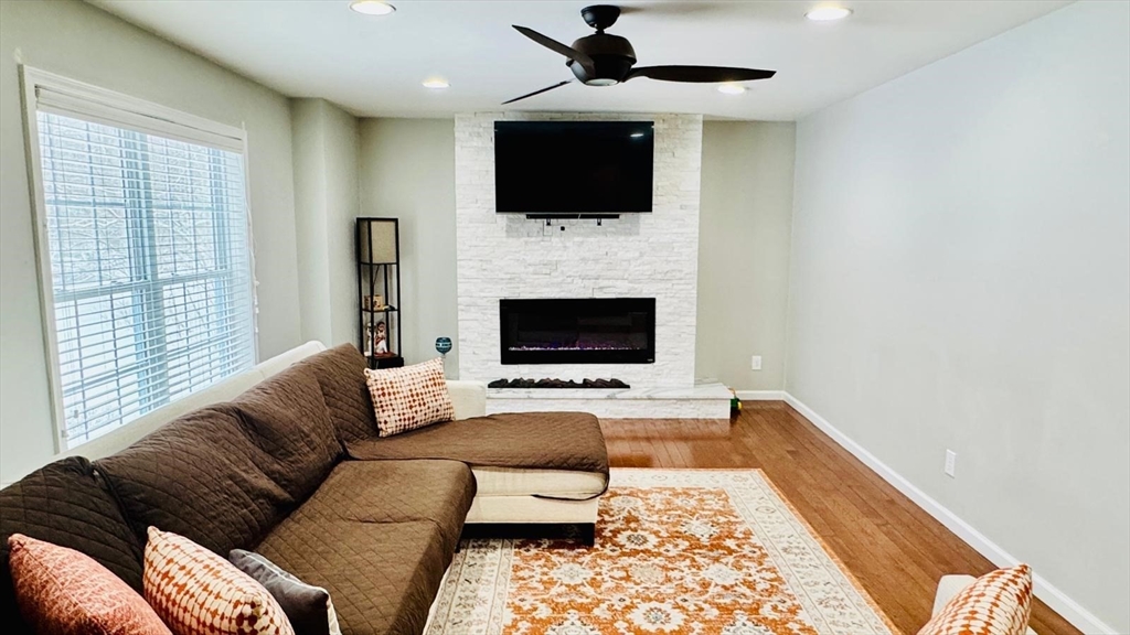 294 Hayden Rowe St 294