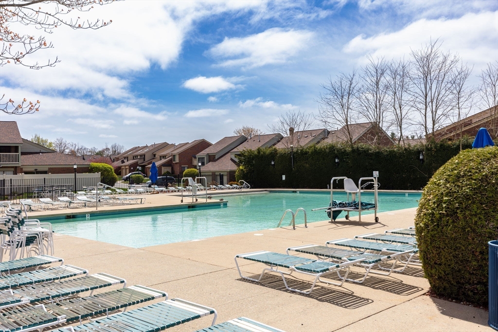 124 Greenbrook Ll DR #124, Stoughton, MA Photo #38