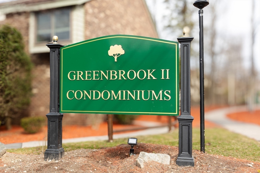 124 Greenbrook Ll 124