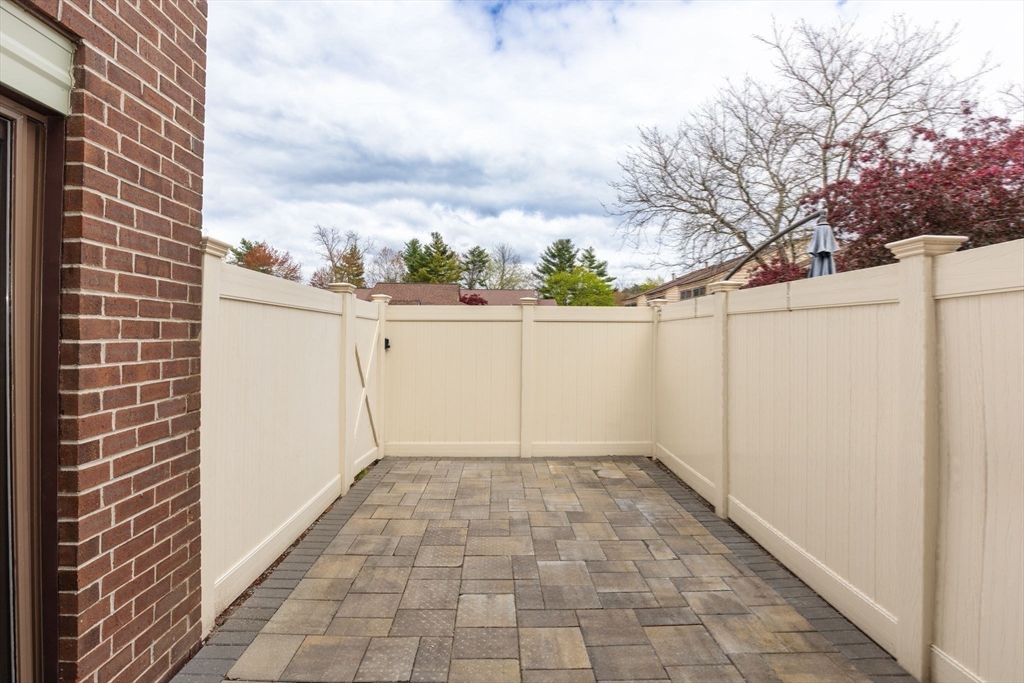 124 Greenbrook Ll DR #124, Stoughton, MA Photo #30