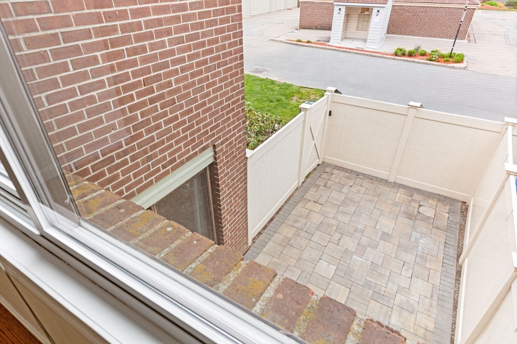 124 Greenbrook Ll DR #124, Stoughton, MA Photo #32