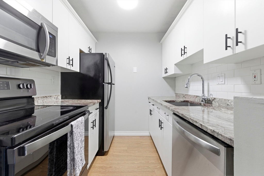 61 Wright St #102, Stoneham, MA, 61 Wright St #102, Stoneham, MA Photo #3