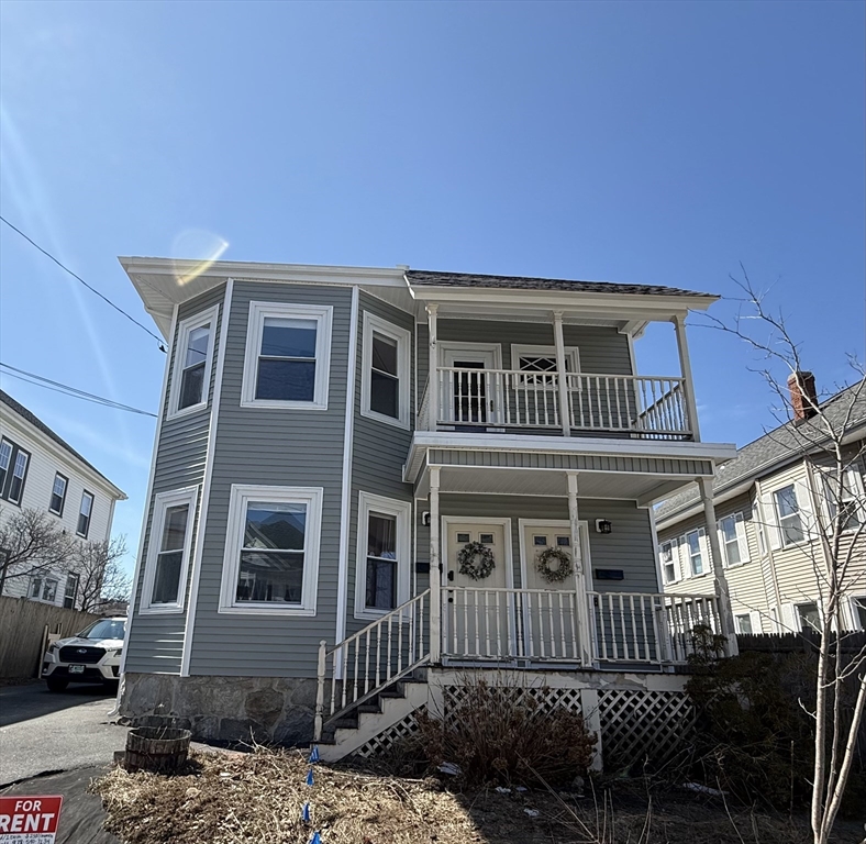 Click for 158 Grove St #2, Haverhill, MA slideshow Click for 158 Grove St #2, Haverhill, MA slideshow