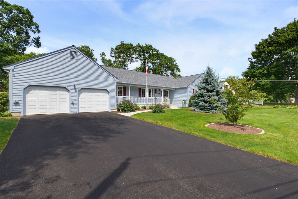 110 Colonial Road, North Attleboro, MA, 110 Colonial Road, North Attleboro, MA Photo #2