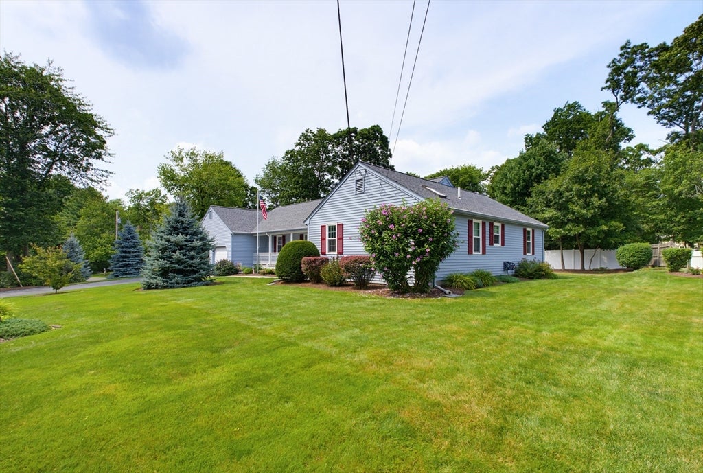 110 Colonial Road, North Attleboro, MA, 110 Colonial Road, North Attleboro, MA Photo #4