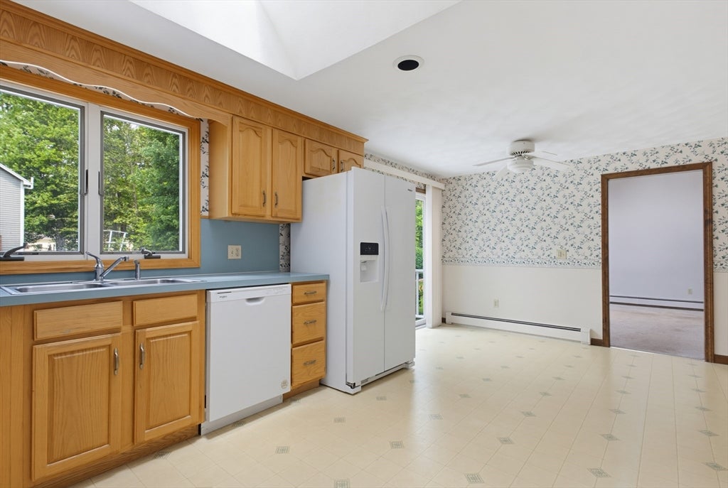 110 Colonial Road, North Attleboro, MA, 110 Colonial Road, North Attleboro, MA Photo #14