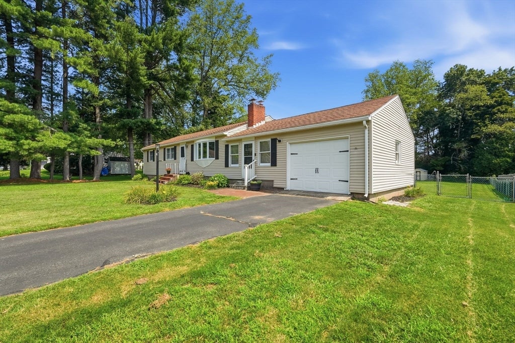 25 Paulson Dr, West Springfield, MA, 25 Paulson Dr, West Springfield, MA Photo #3
