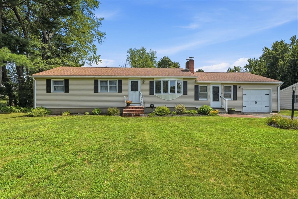 25 Paulson Dr, West Springfield, MA, 25 Paulson Dr, West Springfield, MA Photo #1