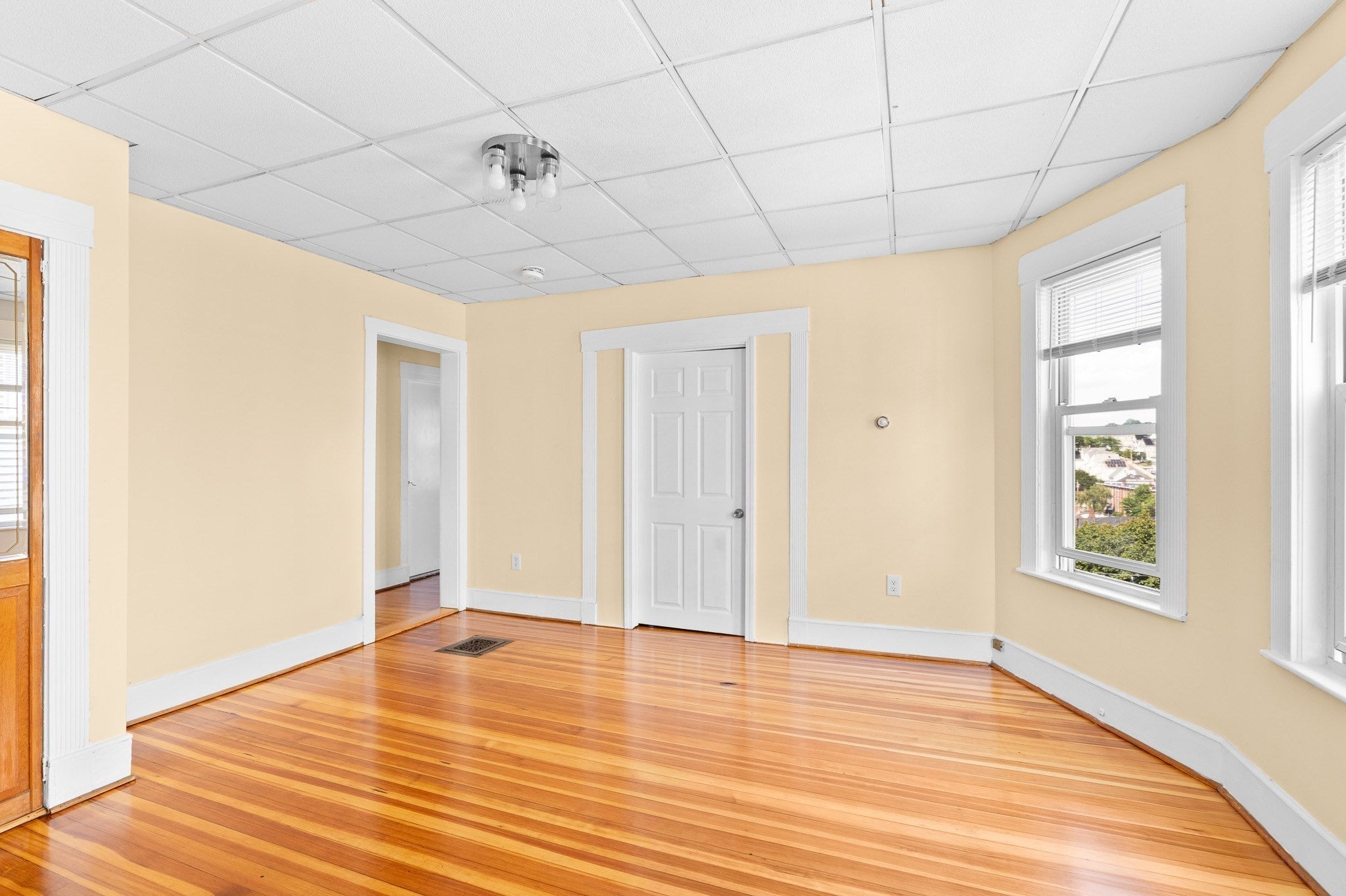 15 Oakland Ave #3, Everett, MA, 15 Oakland Ave #3, Everett, MA Photo #4