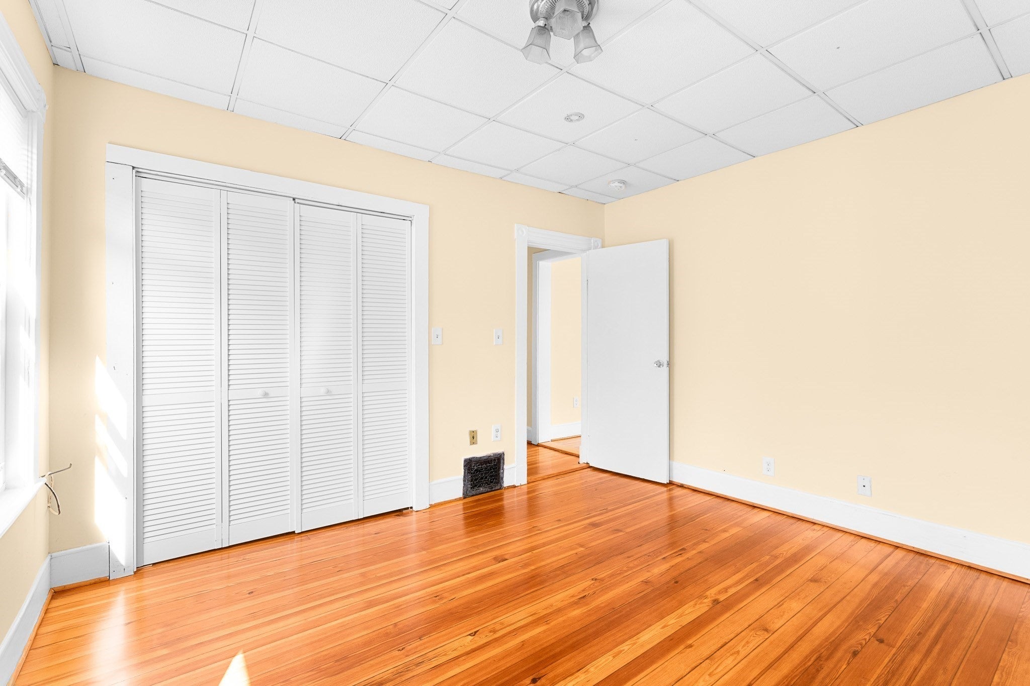 15 Oakland Ave #3, Everett, MA, 15 Oakland Ave #3, Everett, MA Photo #7