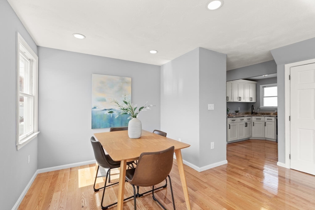 52 Jefferson Ave
