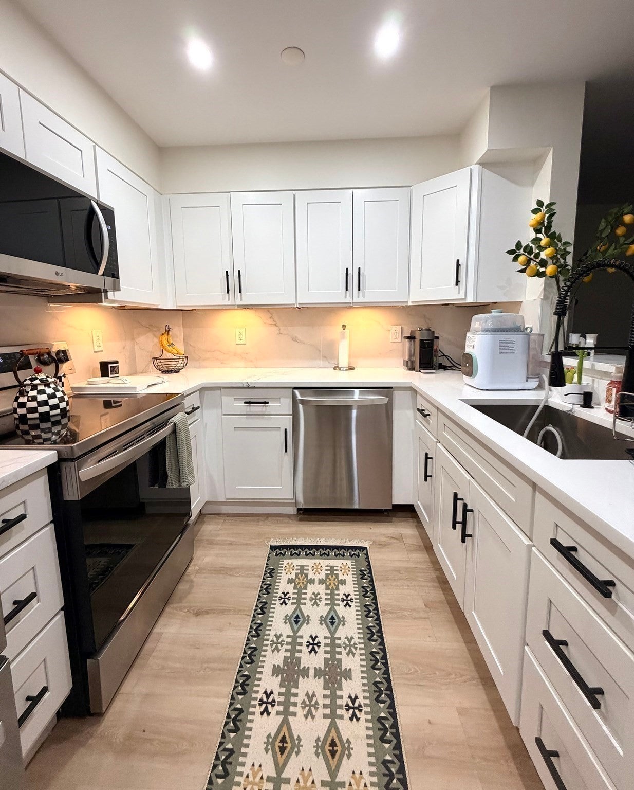 30 Chelsea St 310