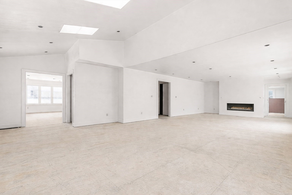 9 Albamont Road