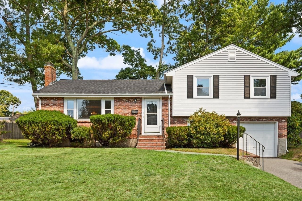 11 Imrie St, Randolph, MA, 11 Imrie St, Randolph, MA Photo #3